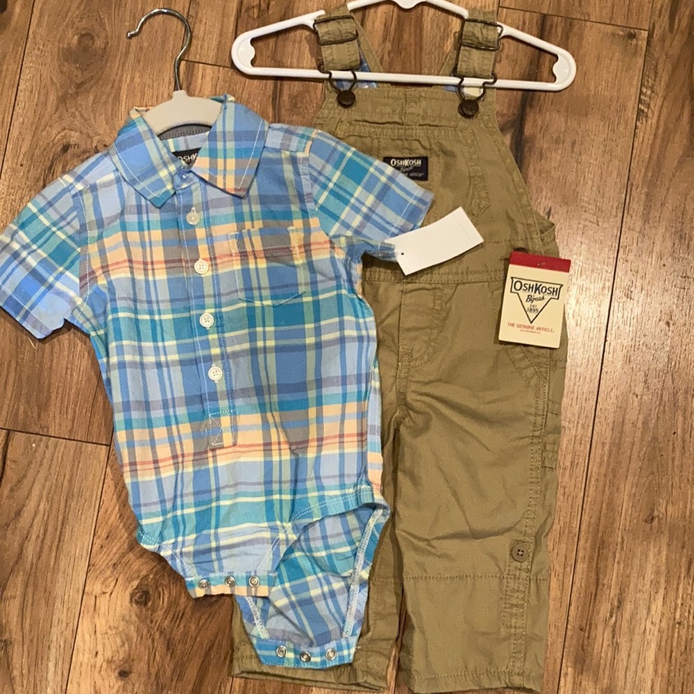 NWT Oshkosh overall set 9 month